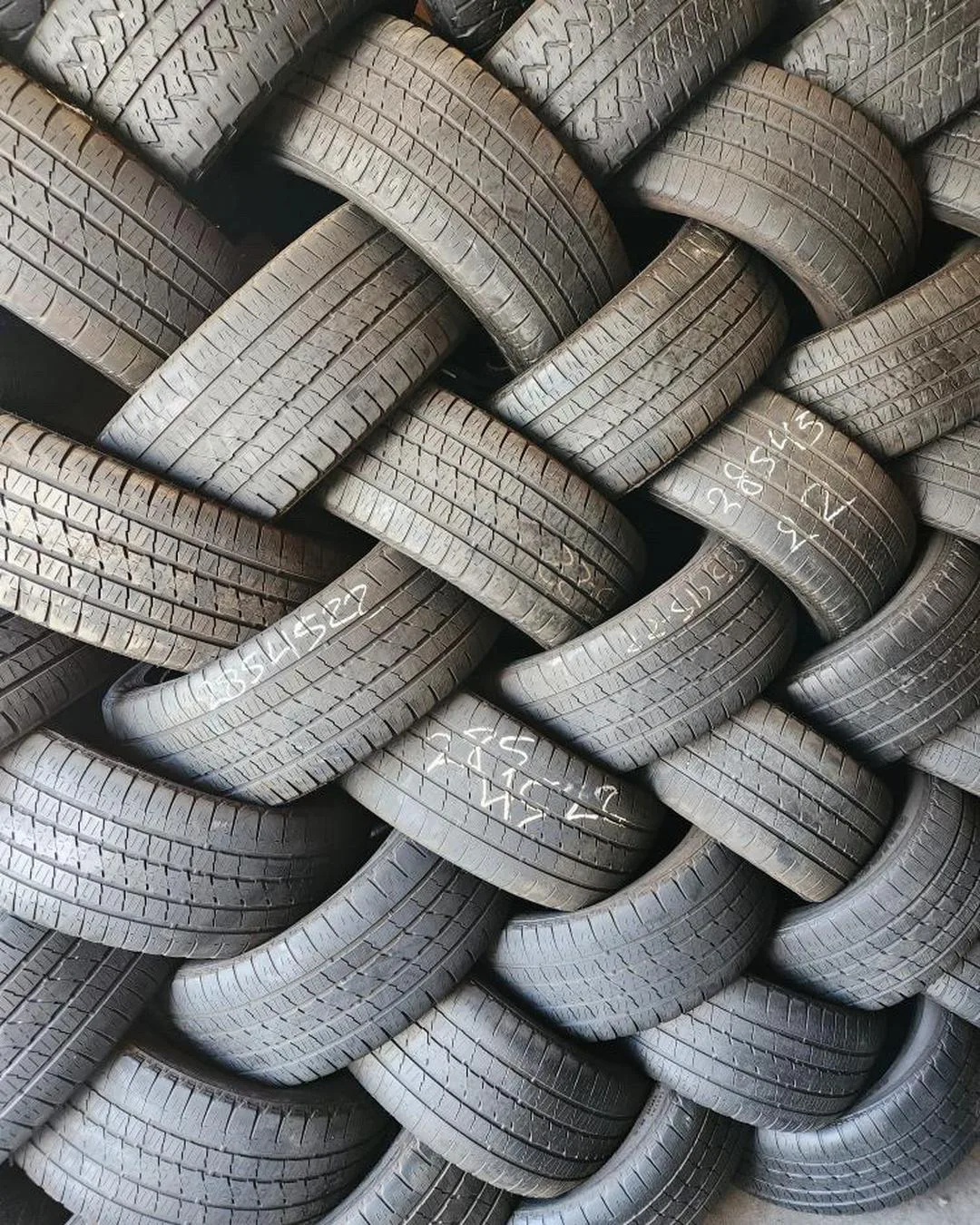 Overhead Garcia used tire stack pattern